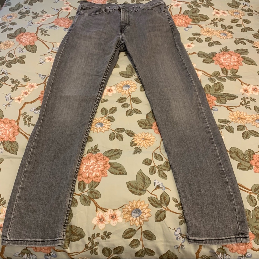 Levi Grey Jeans